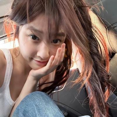 和帅哥一起吃饭