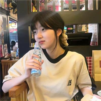 AI崩了谁让你欺负大叔的